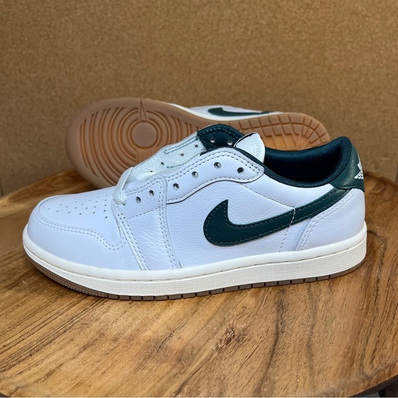 Nike
Jordan 1 OG low
Brand new - Picture 9 of 15